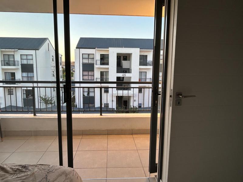 To Let 1 Bedroom Property for Rent in Sandown Western Cape